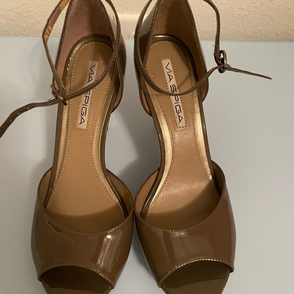 Via Spiga Women's Patent Heels